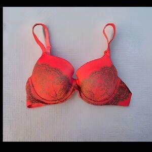 Ambrielle Bra 36B Red W Black Lace Full Coverage Underwire W Hook Extender